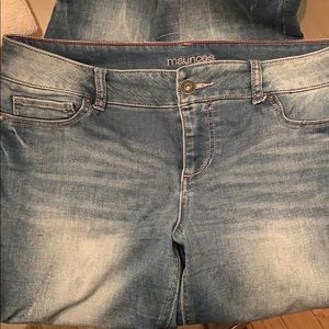 Maurices jeans